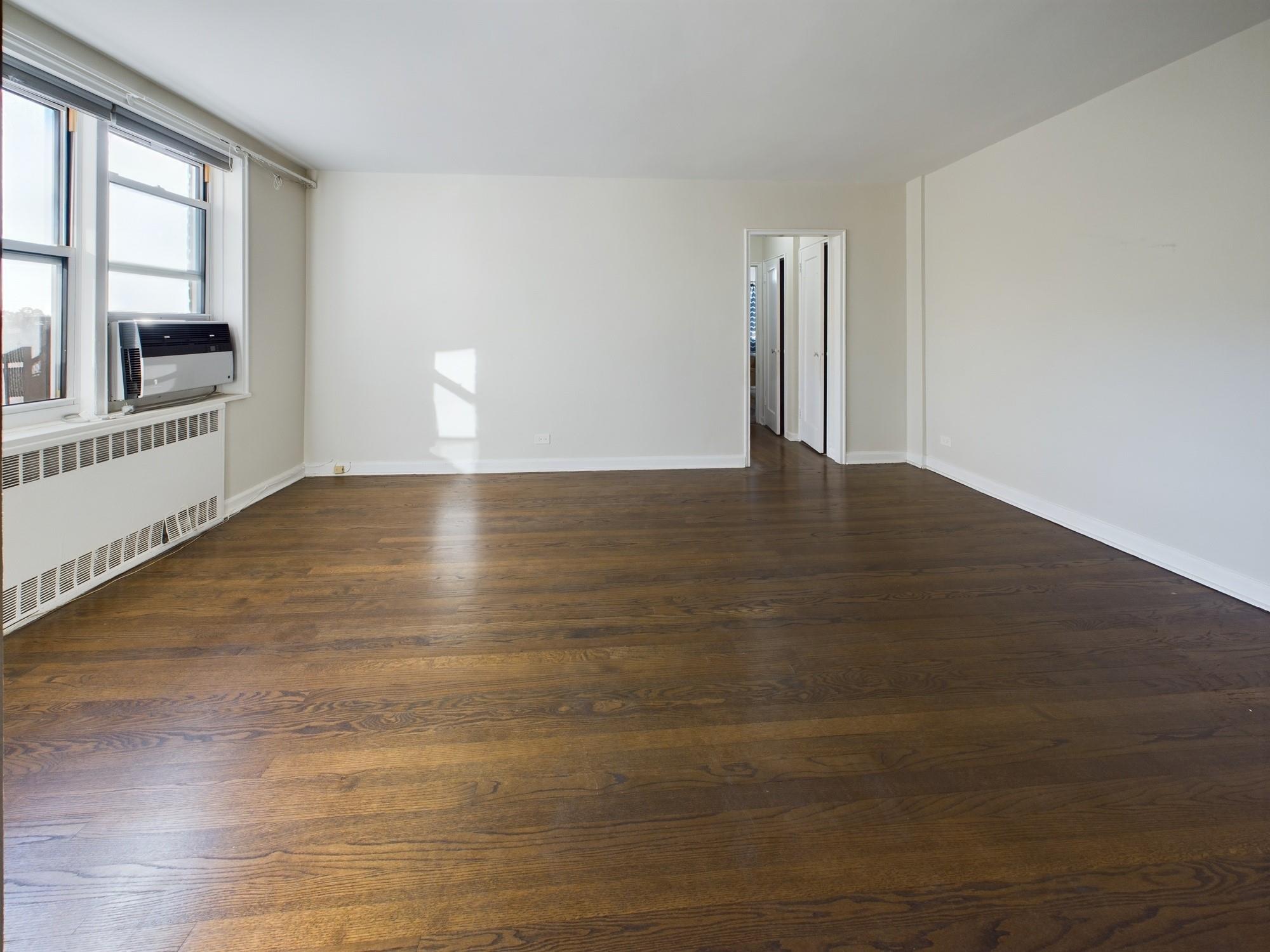 #12 photo, 5639 Netherland Avenue, Bronx , NY 10471