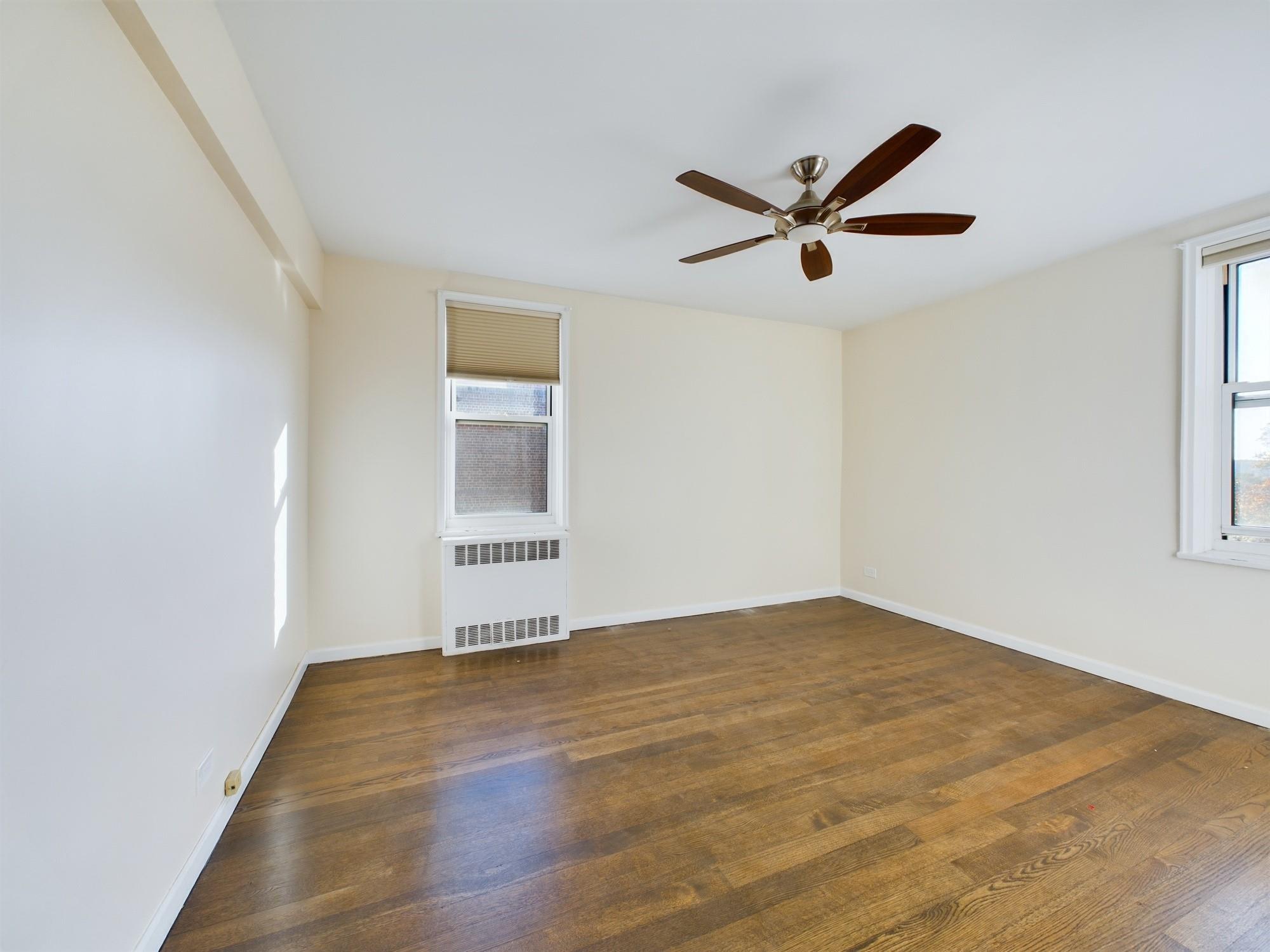#14 photo, 5639 Netherland Avenue, Bronx , NY 10471