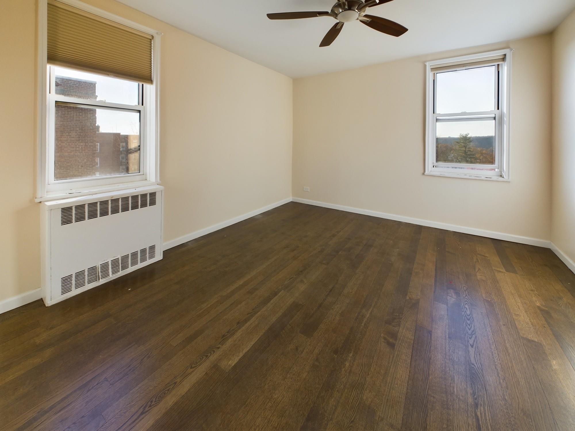 #15 photo, 5639 Netherland Avenue, Bronx , NY 10471