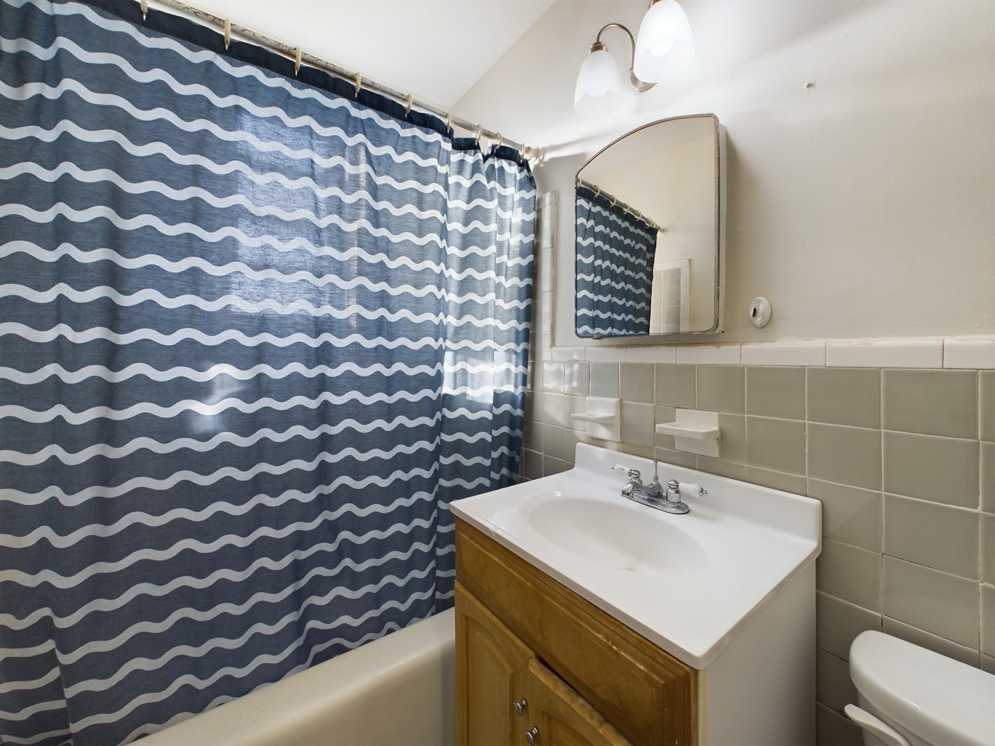 #18 photo, 5639 Netherland Avenue, Bronx , NY 10471