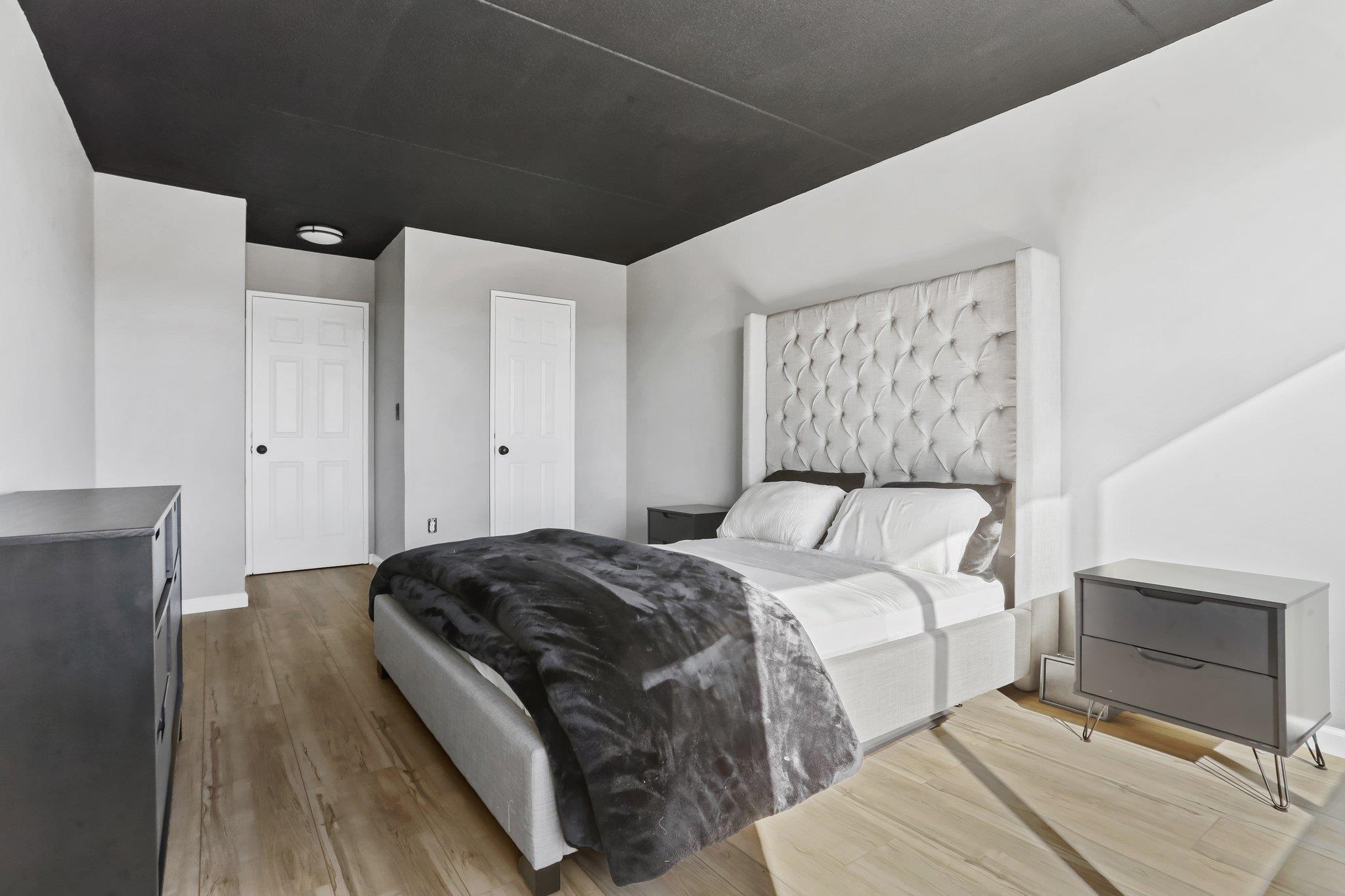 #11 photo, 500 High Point Drive, Hartsdale , NY 10530