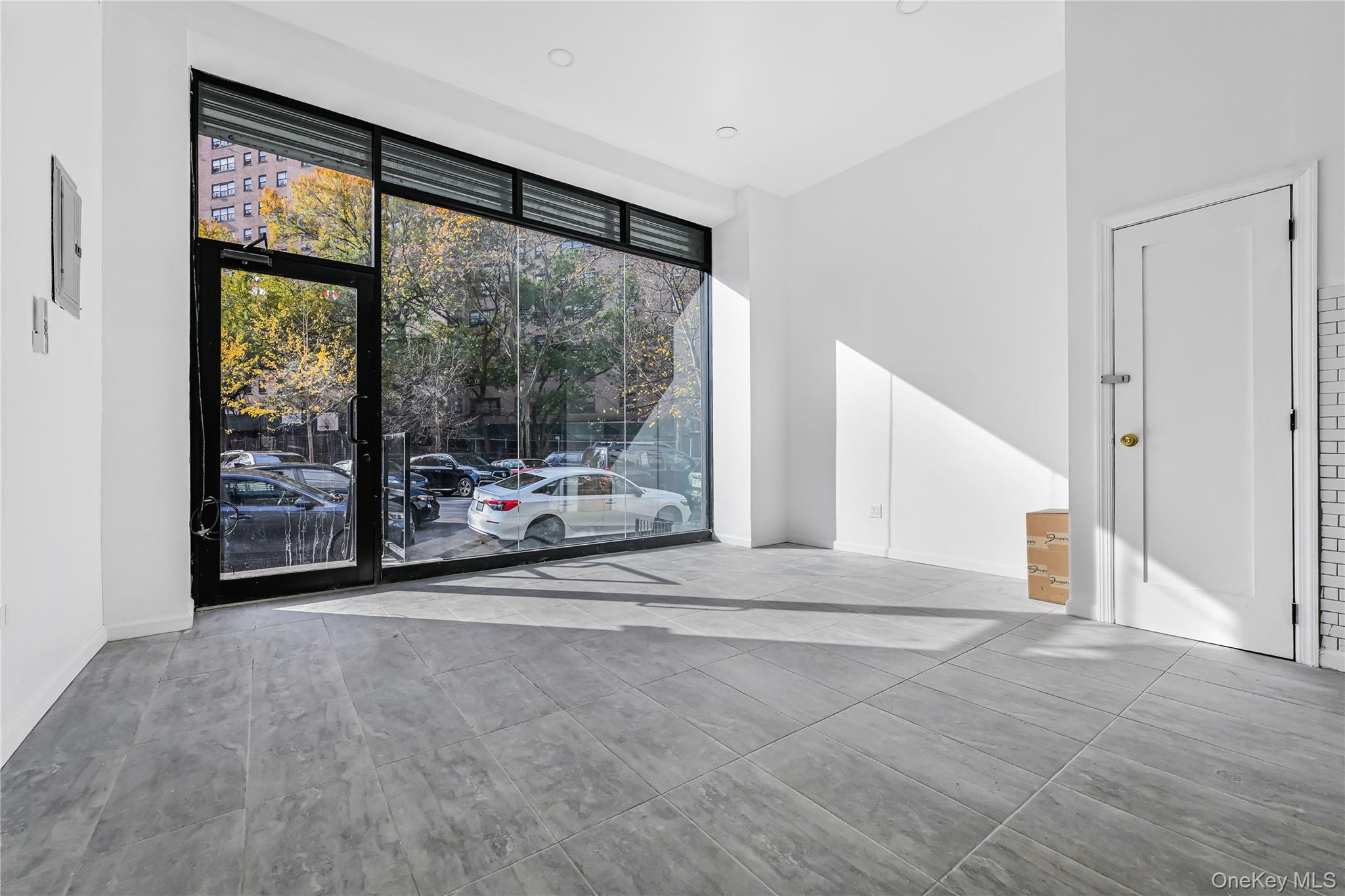 #3 photo, 557 E 137th Street, ブロンクス区 Bronx , NY 10454