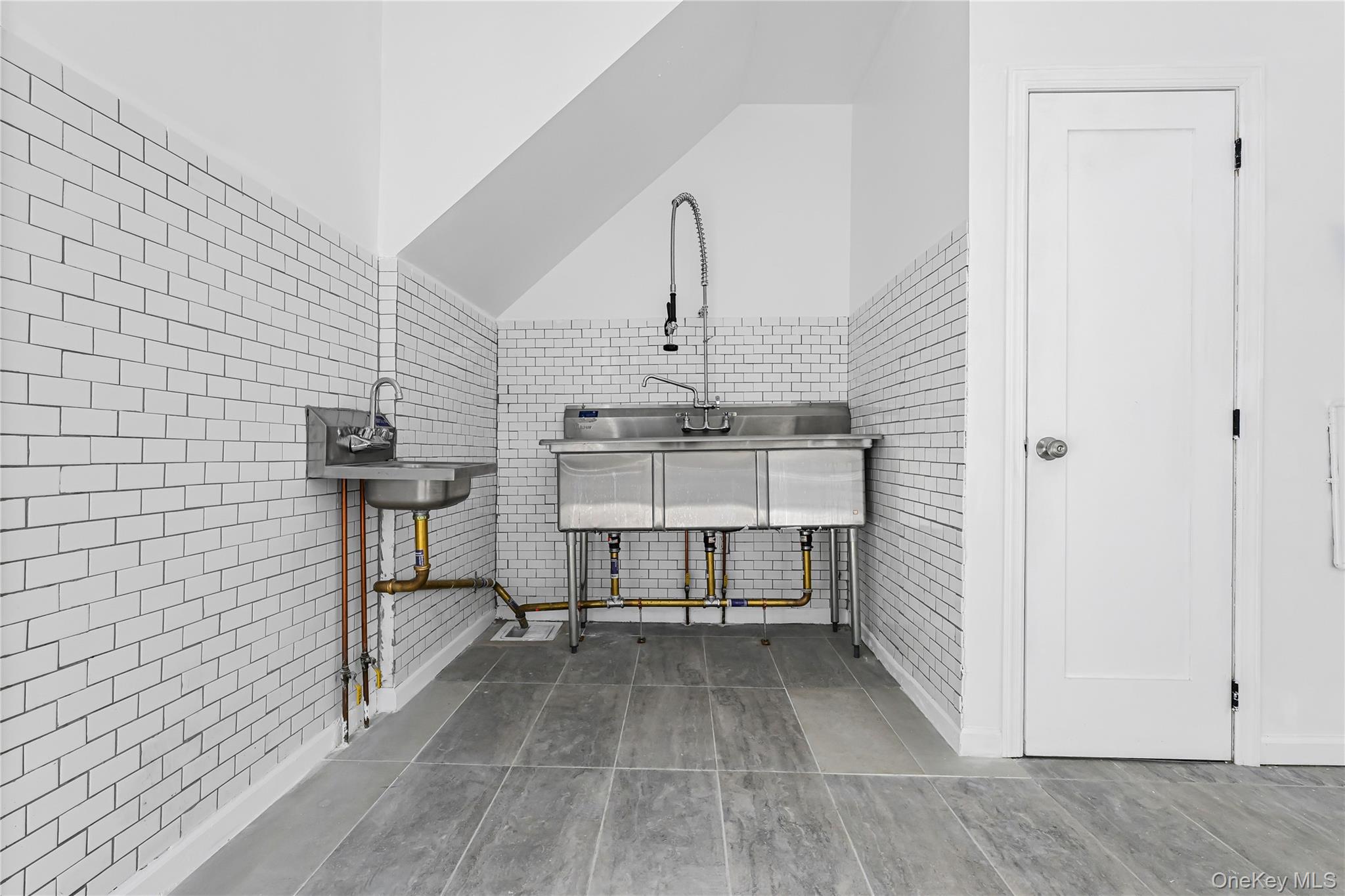 #6 photo, 557 E 137th Street, ブロンクス区 Bronx , NY 10454