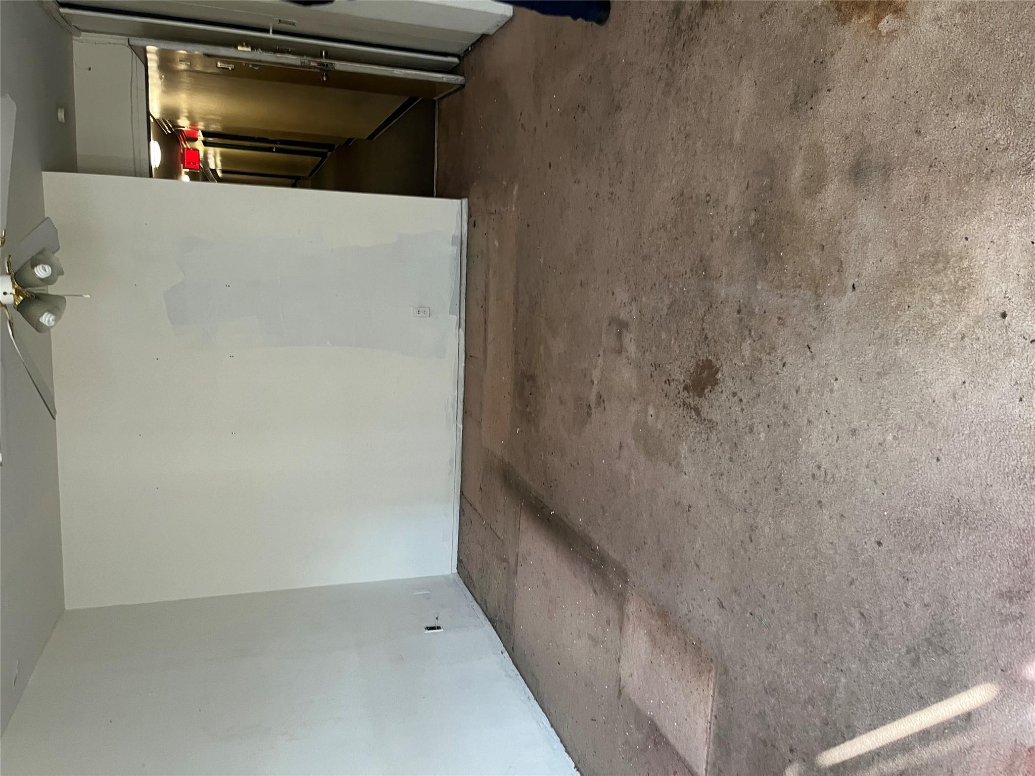 #8 photo, 1020 Grand Concourse, ブロンクス区 Bronx , NY 10451