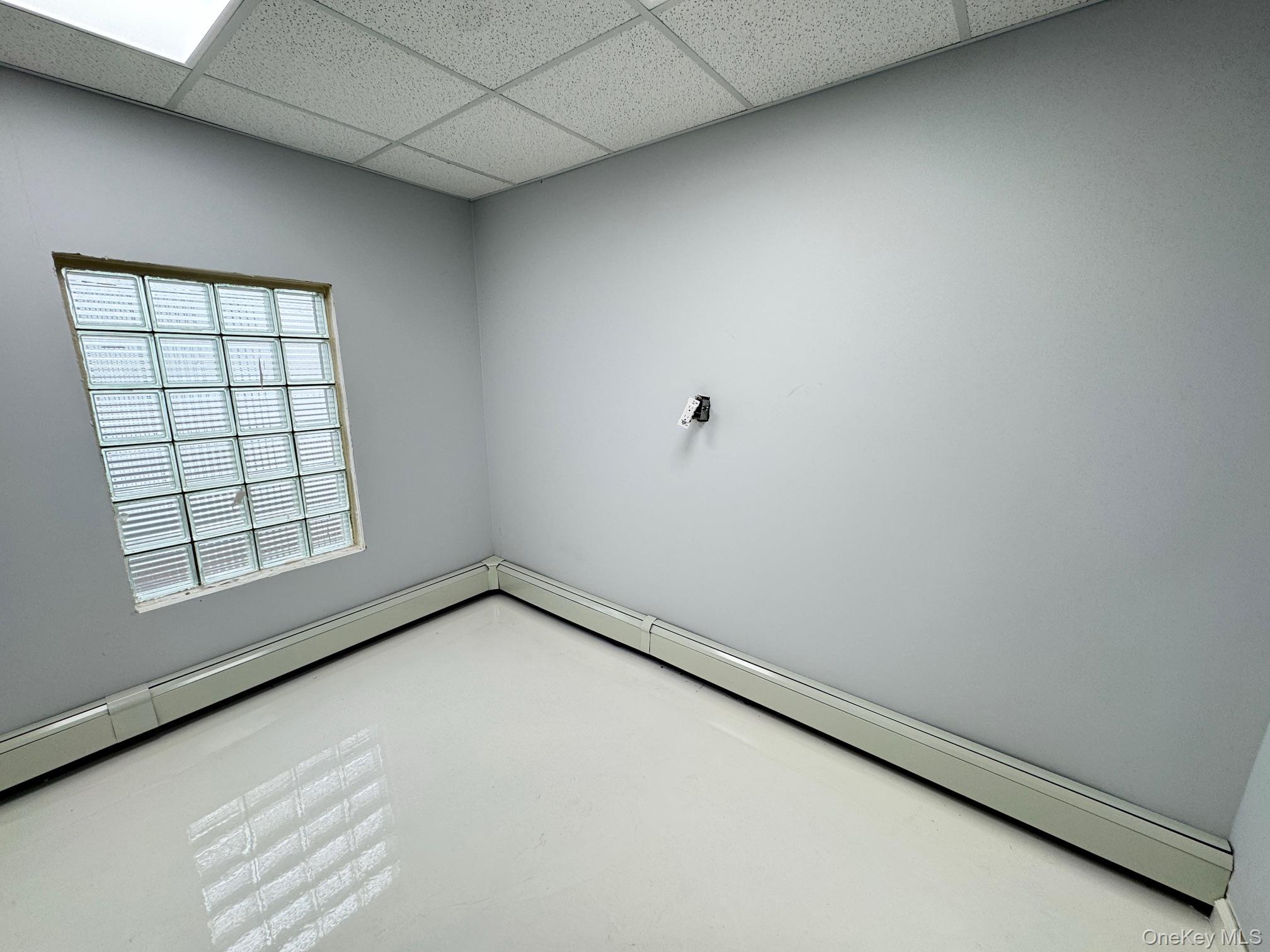 #8 photo, 199 Marble Avenue, Pleasantville , NY 10570