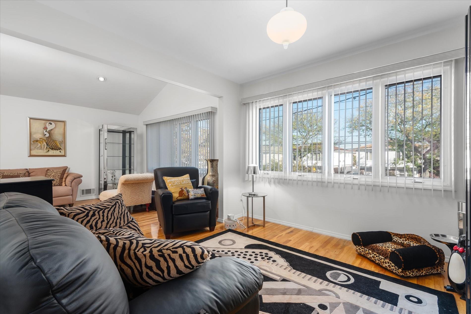 #10 photo, 161-24 84th Street, クイーンズ区 Howard Beach , NY 11414