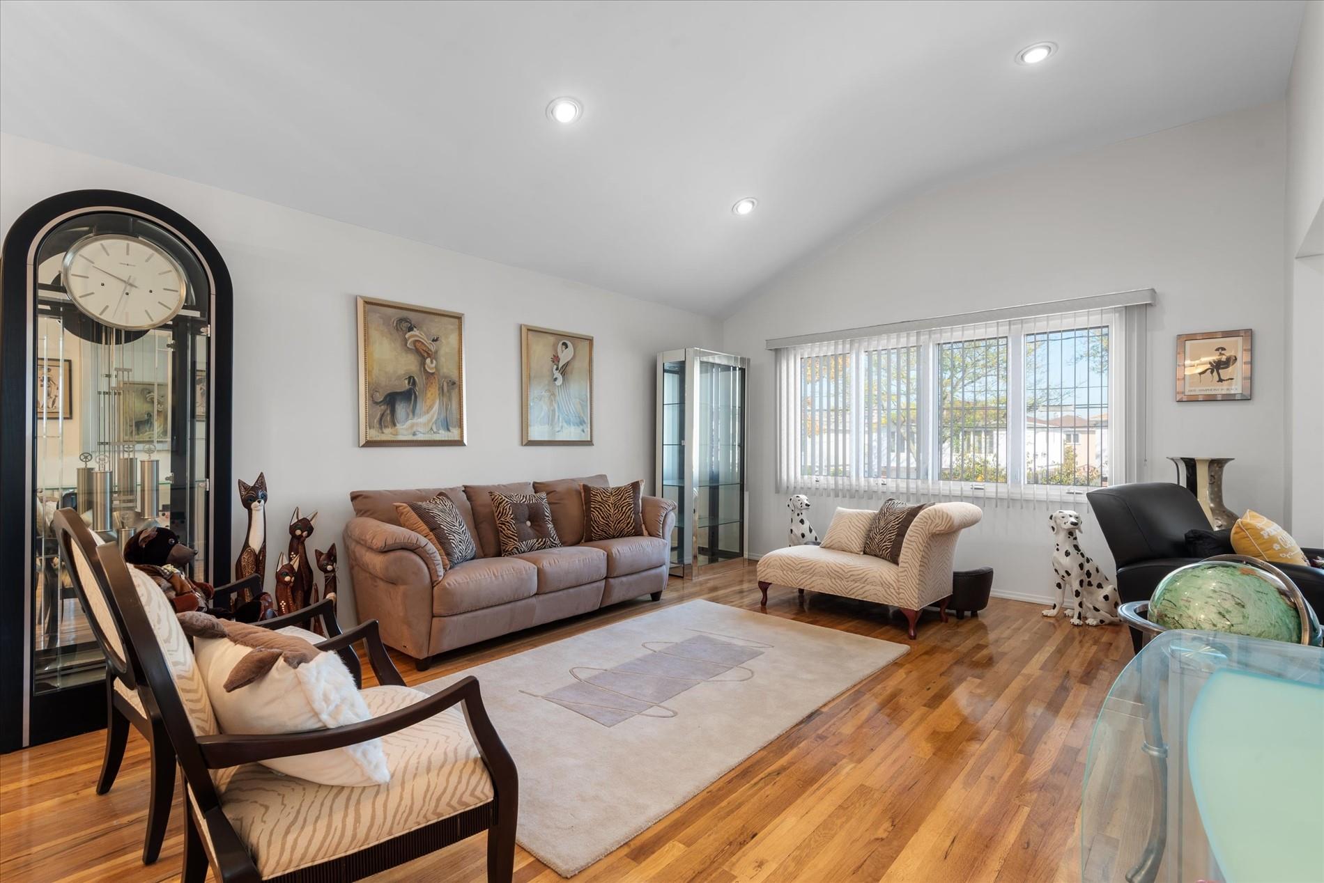 #6 photo, 161-24 84th Street, クイーンズ区 Howard Beach , NY 11414