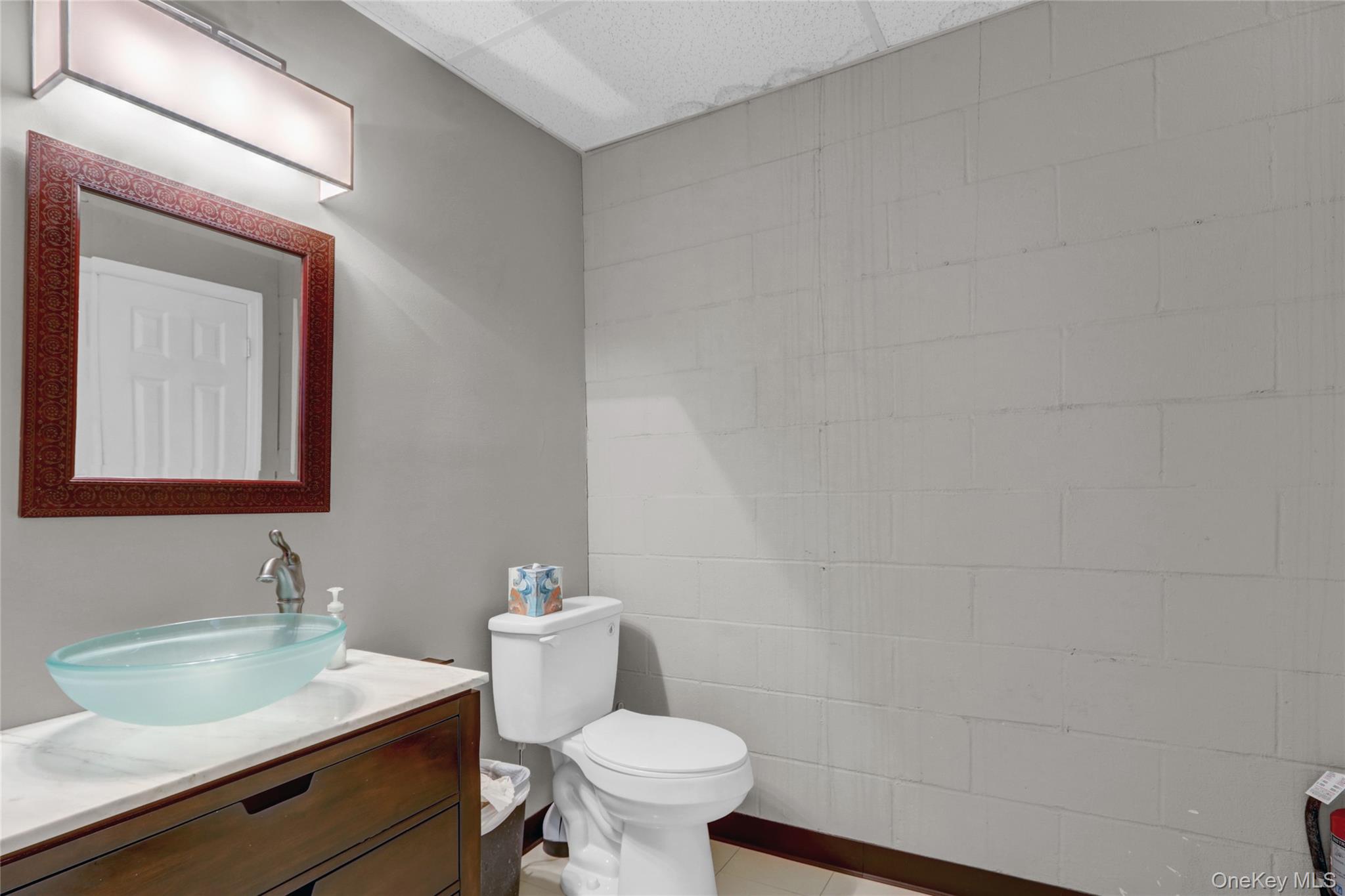 #20 photo, 665 Commercial Avenue, ナッソー郡 Garden City , NY 11530