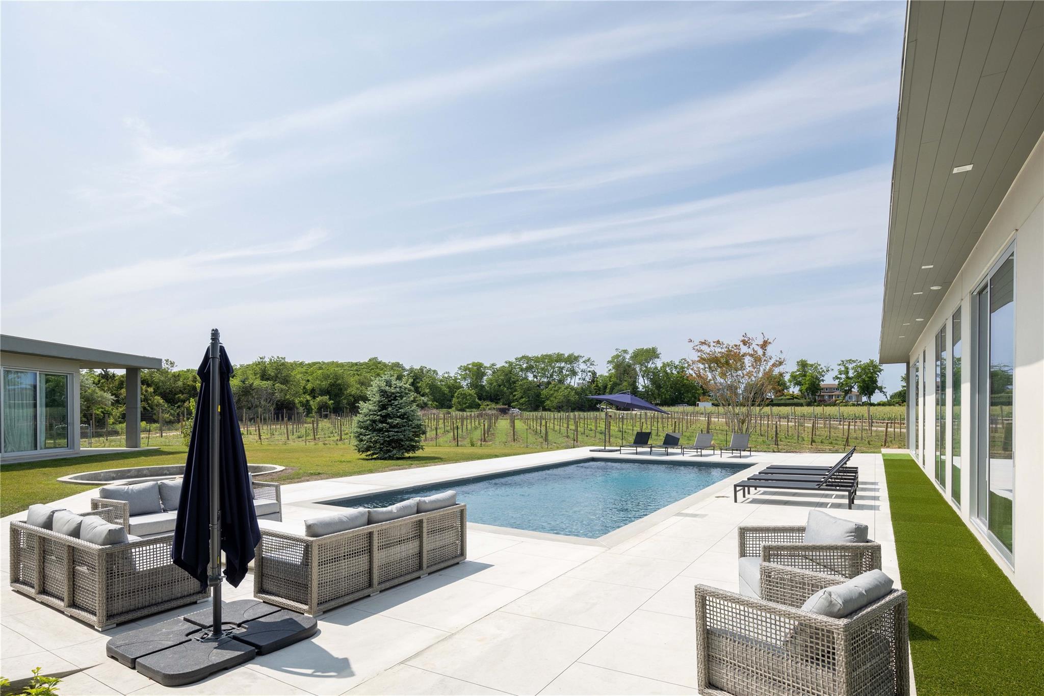 #3 photo, 15105 Oregon, サフォーク郡 Cutchogue , NY 11935