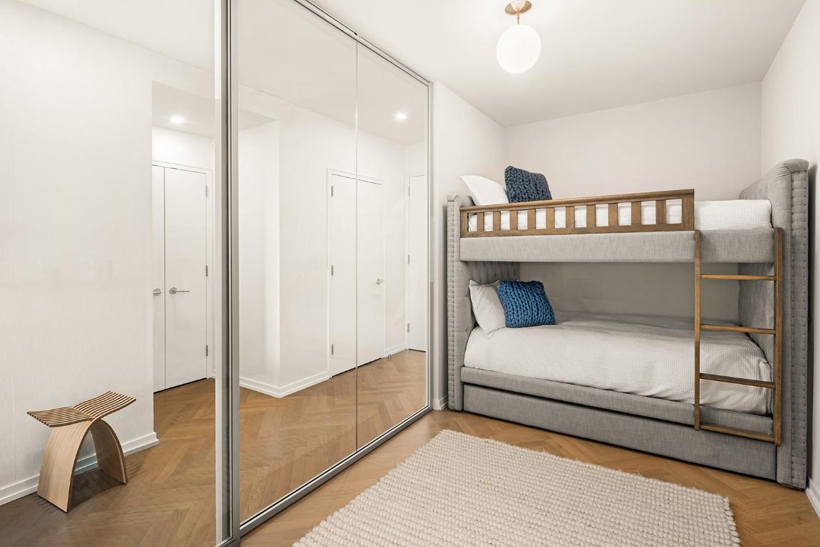 #8 photo, 184 KENT Avenue, ブルックリン区 Williamsburg,North , NY 11249