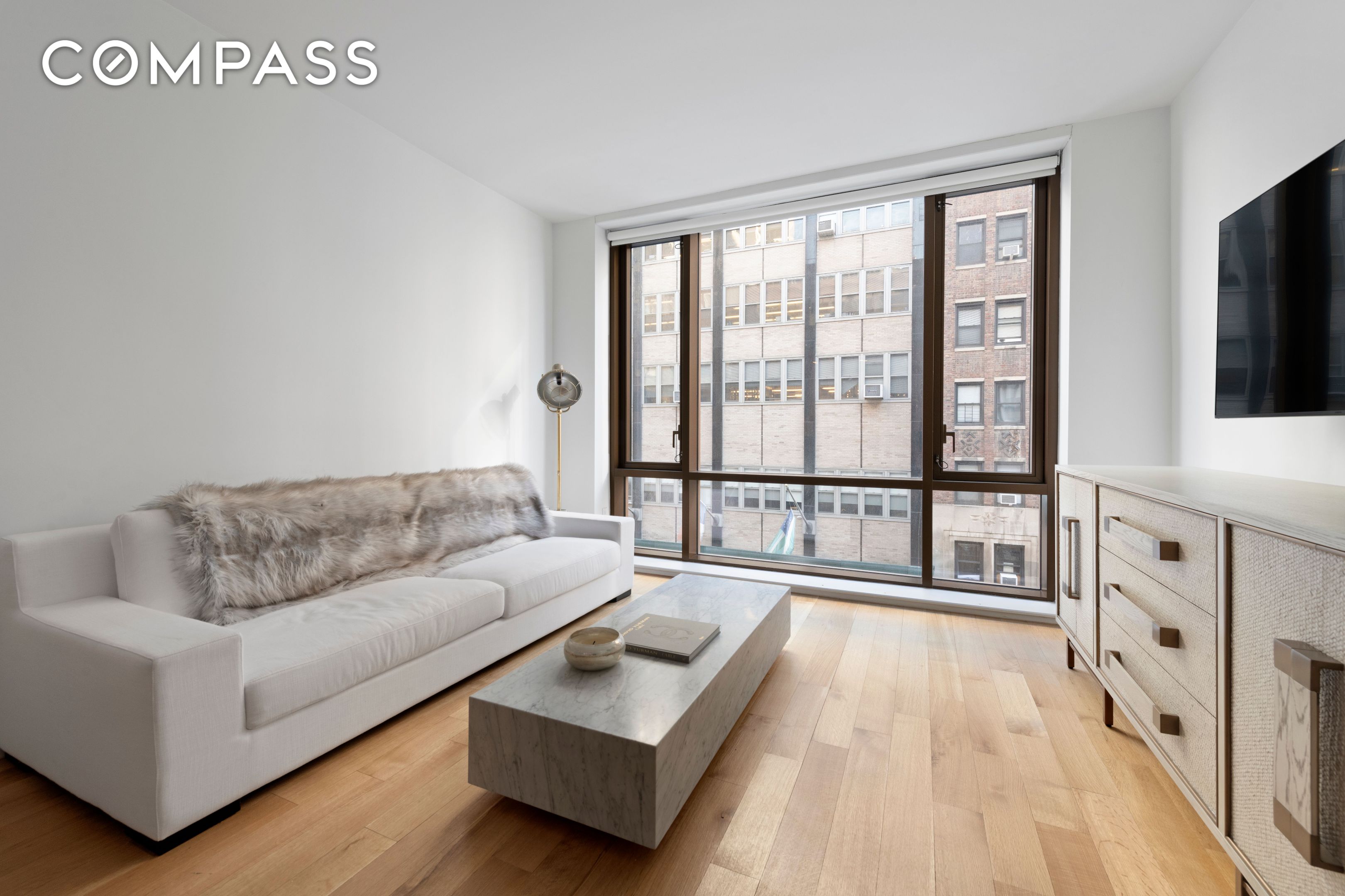 #1 photo, 230 E 20th Street, Gramercy , NY 10003