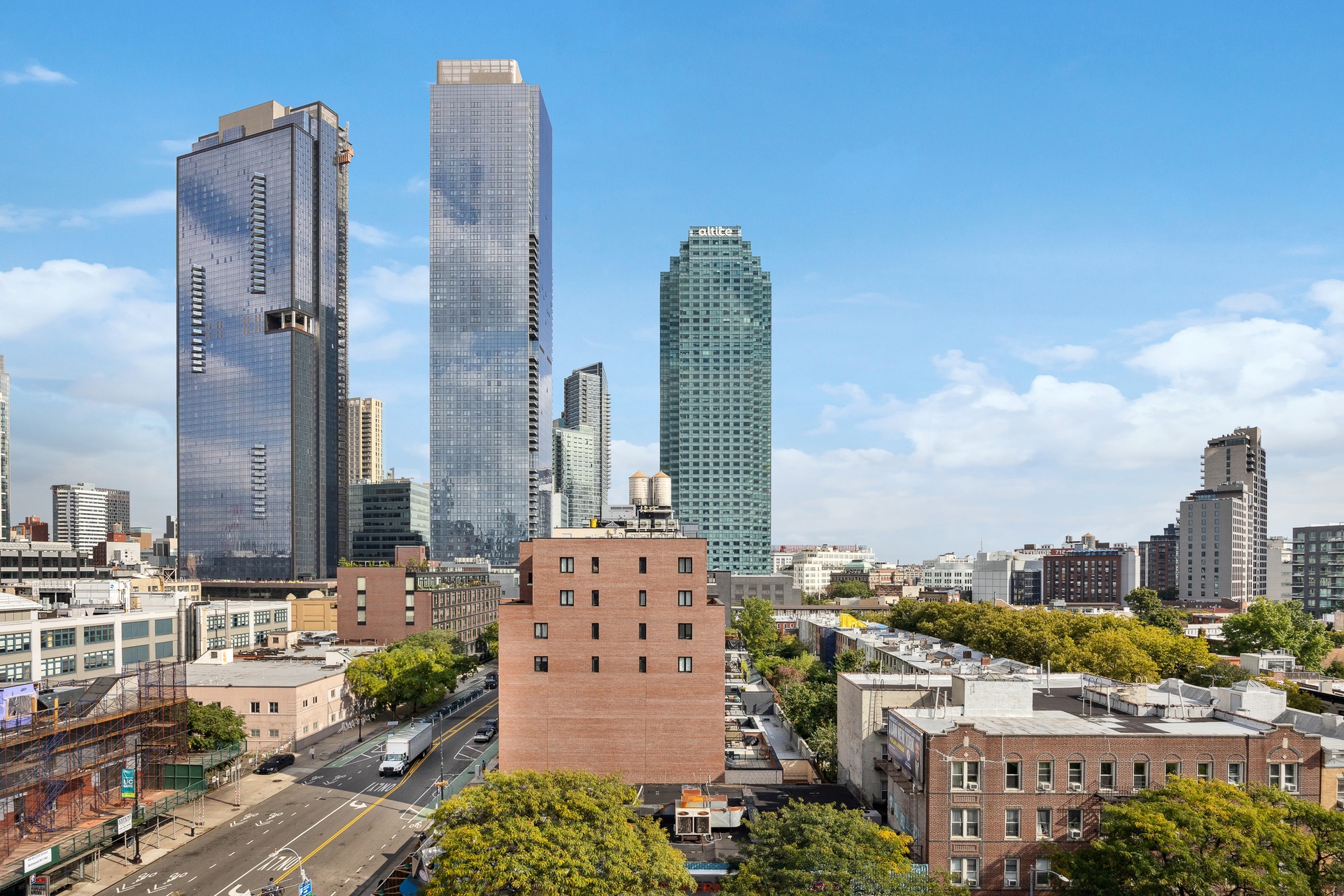 #9 photo, 11-52 44th Drive, クイーンズ区 Long Island City , NY 11101