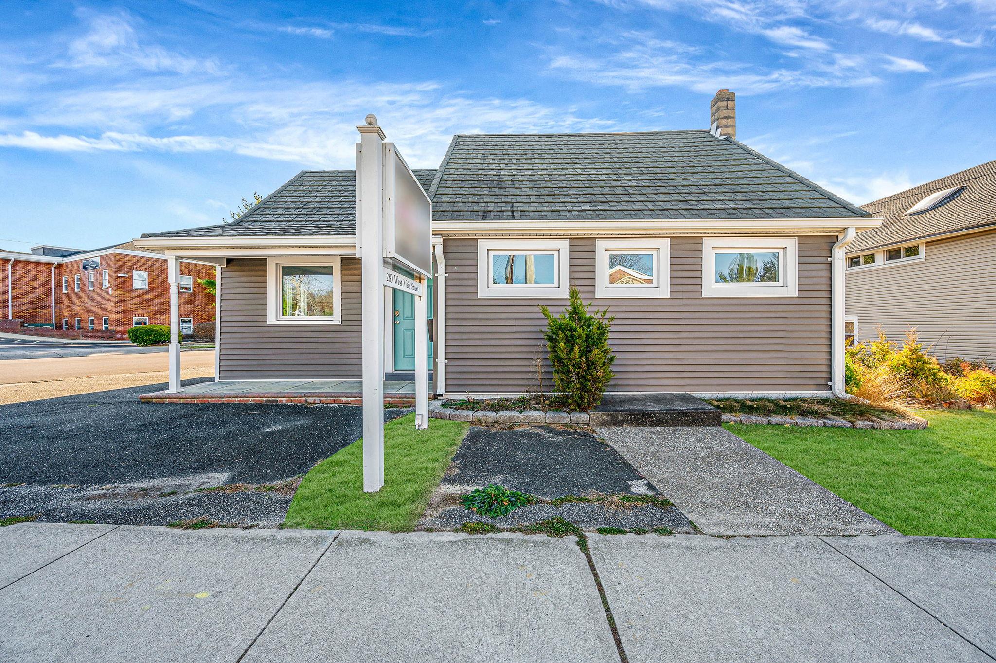 #10 photo, 280 W.Main Street, サフォーク郡 Sayville , NY 11782