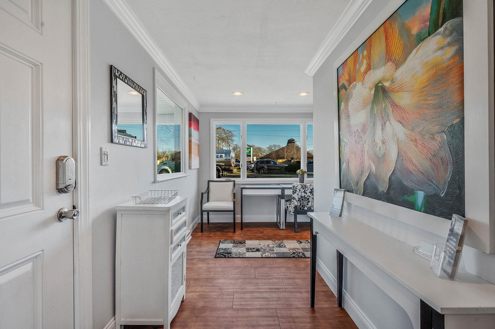 #14 photo, 280 W.Main Street, サフォーク郡 Sayville , NY 11782