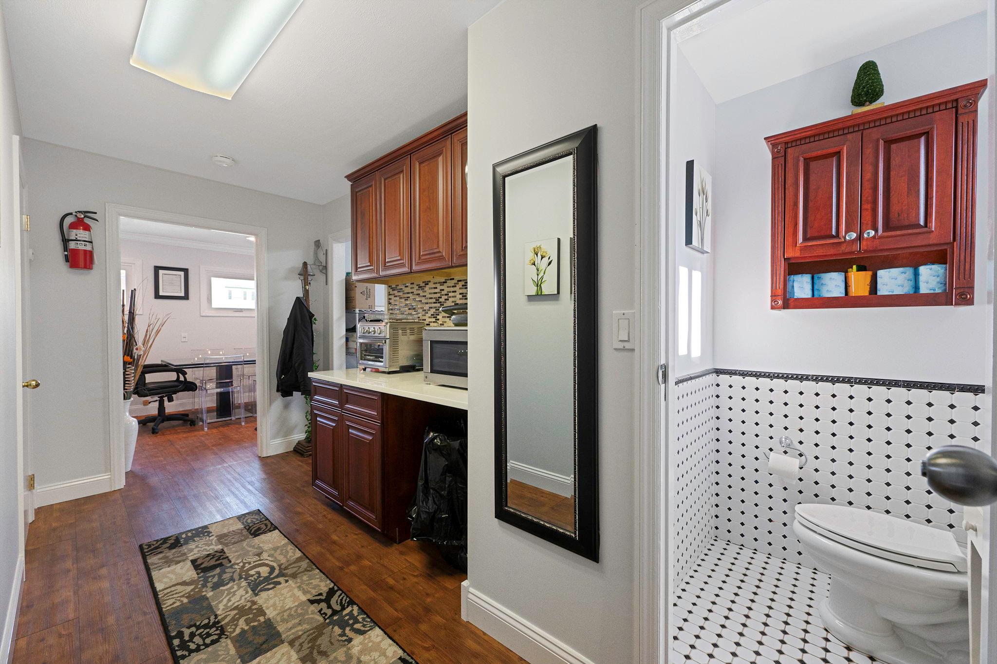 #20 photo, 280 W.Main Street, サフォーク郡 Sayville , NY 11782