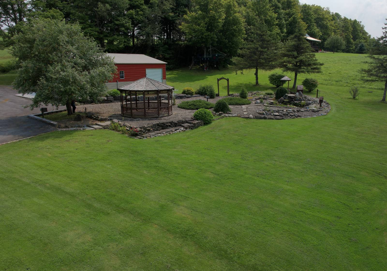 #6 photo, 9440 Skaneateles Tpke, Hubbardsville , NY 13355