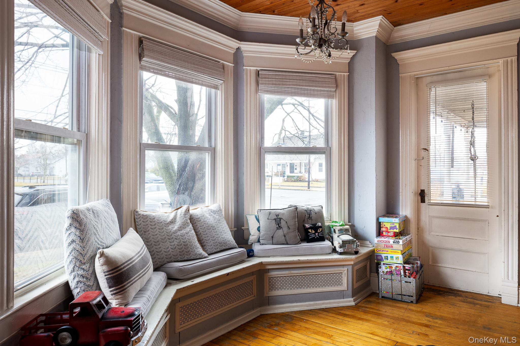 #5 photo, 89 Cedar Avenue, サフォーク郡 Patchogue , NY 11772