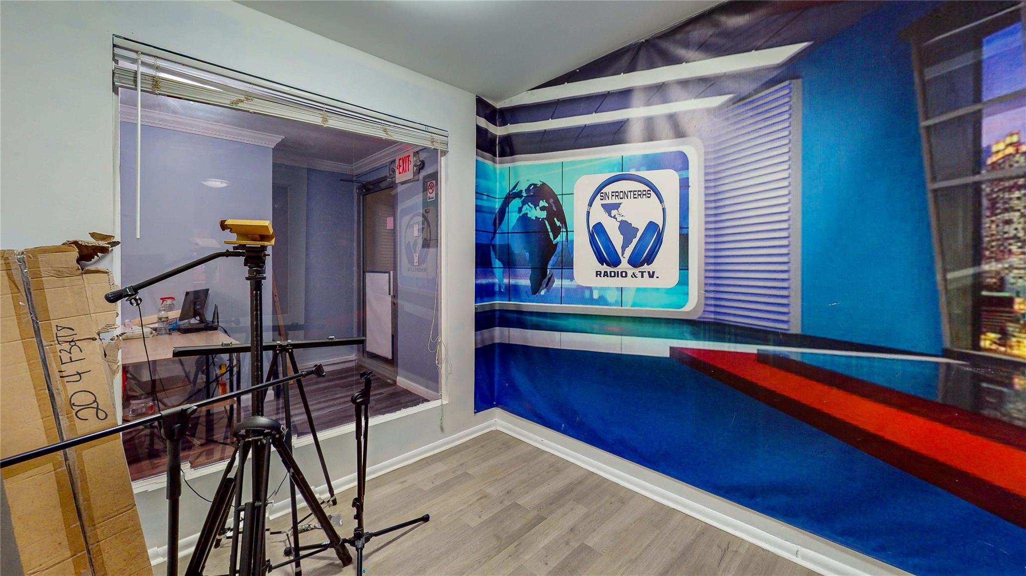 #5 photo, 97-18 Roosevelt Avenue, クイーンズ区 Corona , NY 11368