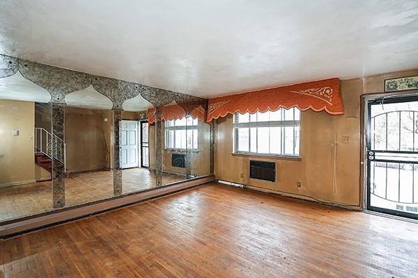 #10 photo, 224-14 141st Avenue, Springfield Gardens , NY 11413