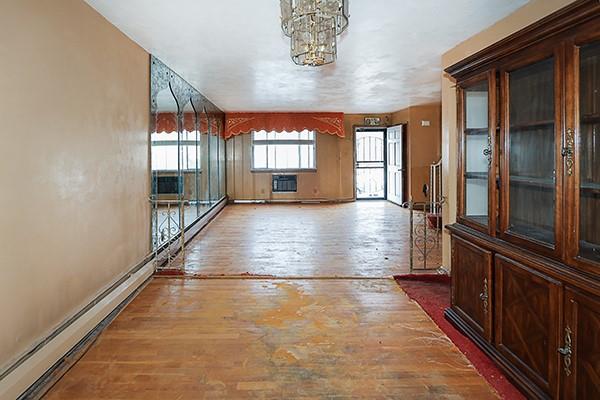 #13 photo, 224-14 141st Avenue, Springfield Gardens , NY 11413