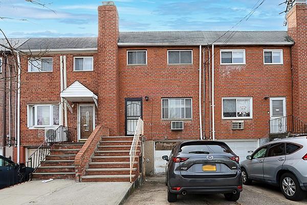 #2 photo, 224-14 141st Avenue, Springfield Gardens , NY 11413