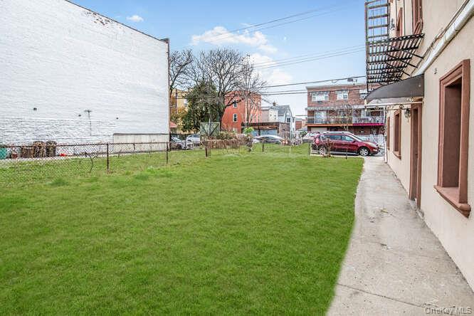 #3 photo, 967 E 226th Street, ブロンクス区 Bronx , NY 10466