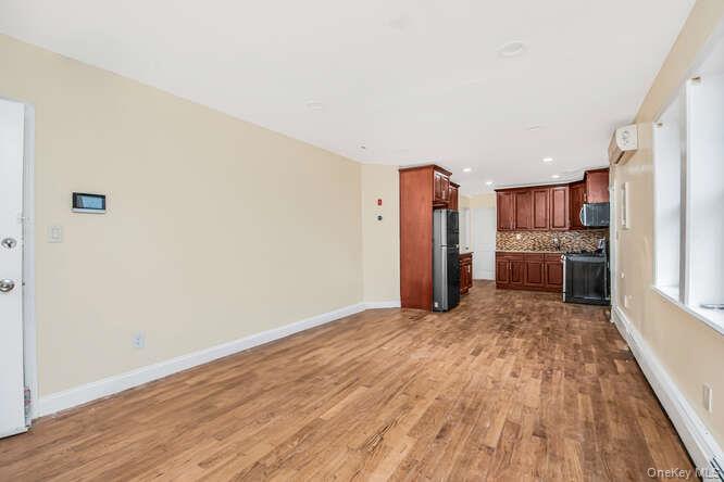 #5 photo, 965 E 226 Street, ブロンクス区 Bronx , NY 10466