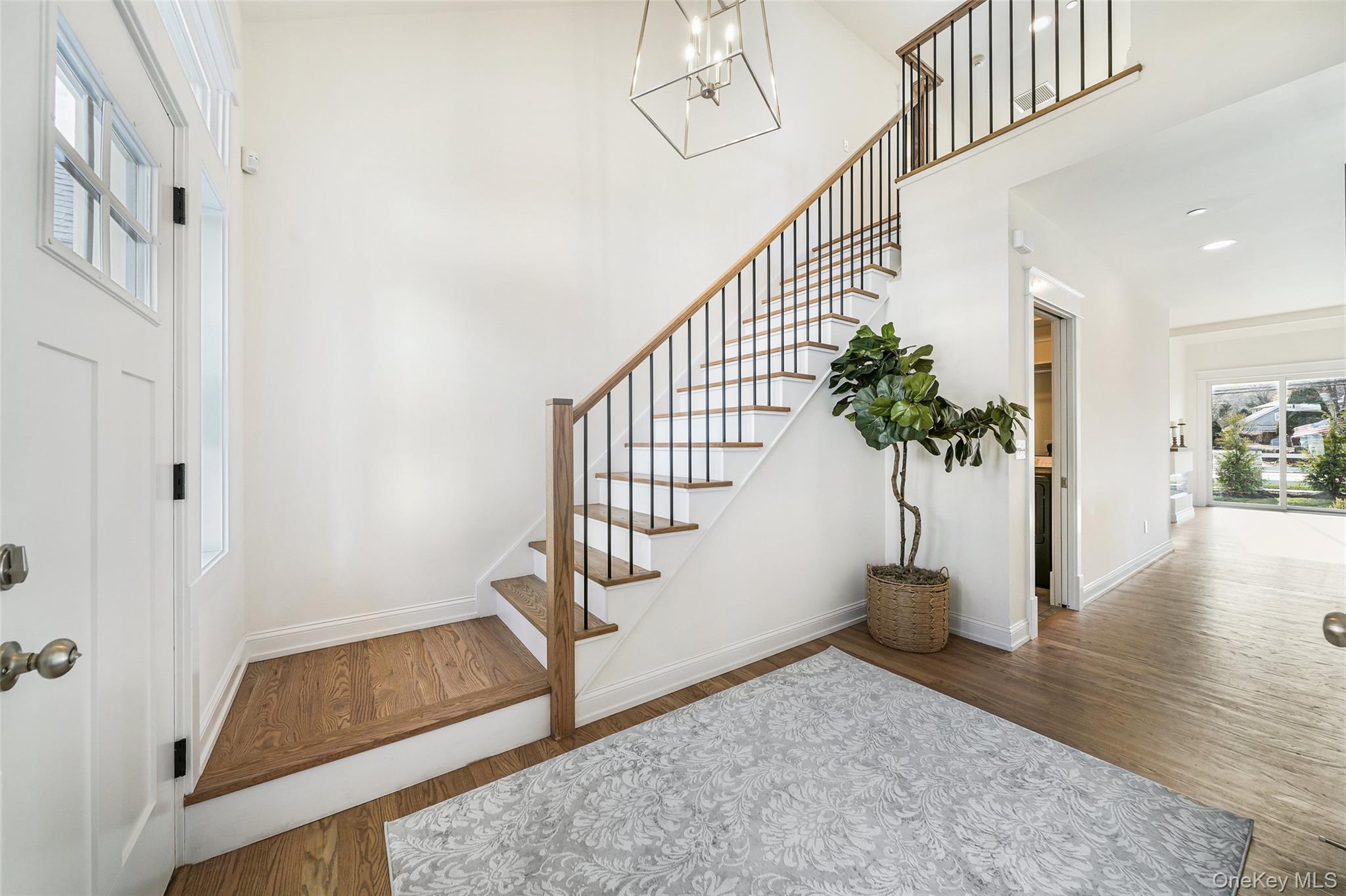 #2 photo, 2040 Crompond Road, Yorktown Heights , NY 10598