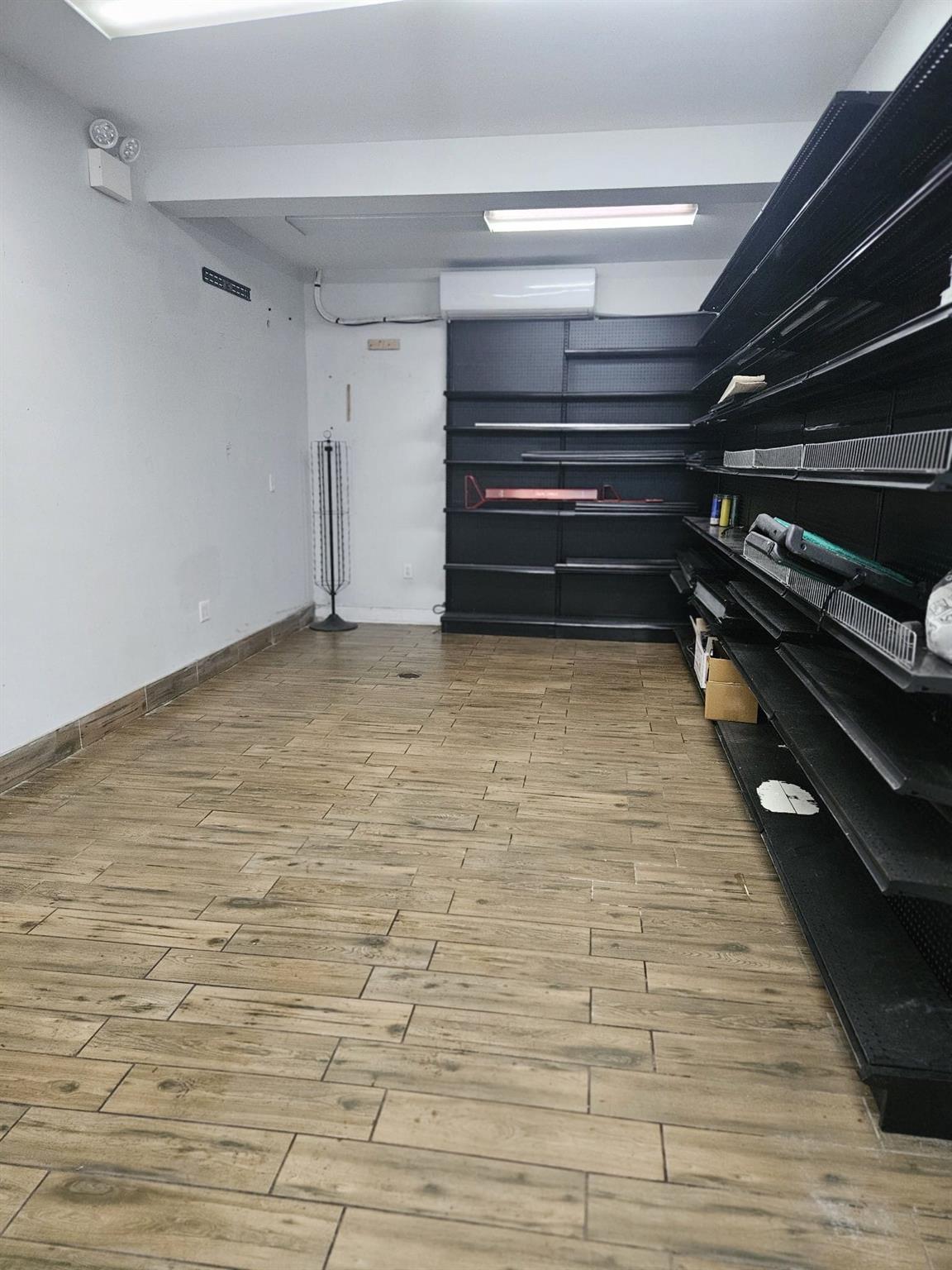 #2 photo, 5985 BROADWAY, ブロンクス区 Bronx , NY 10471