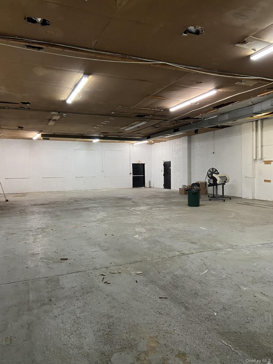 #2 photo, 465-469 Jericho Turnpike, ナッソー郡 Mineola , NY 11501