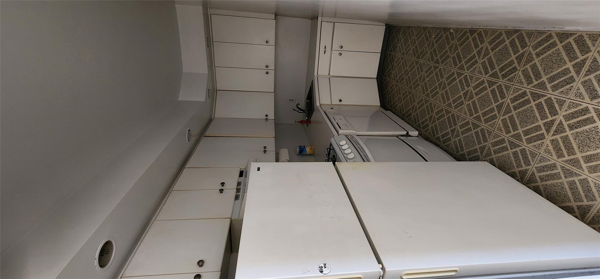 #8 photo, 54-44 Little Neck Pkwy, Little Neck , NY 11362