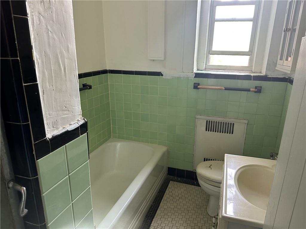 #7 photo, 17506 Devonshire Boulevard, Куинс ‖ Jamaica Hills , NY 11432