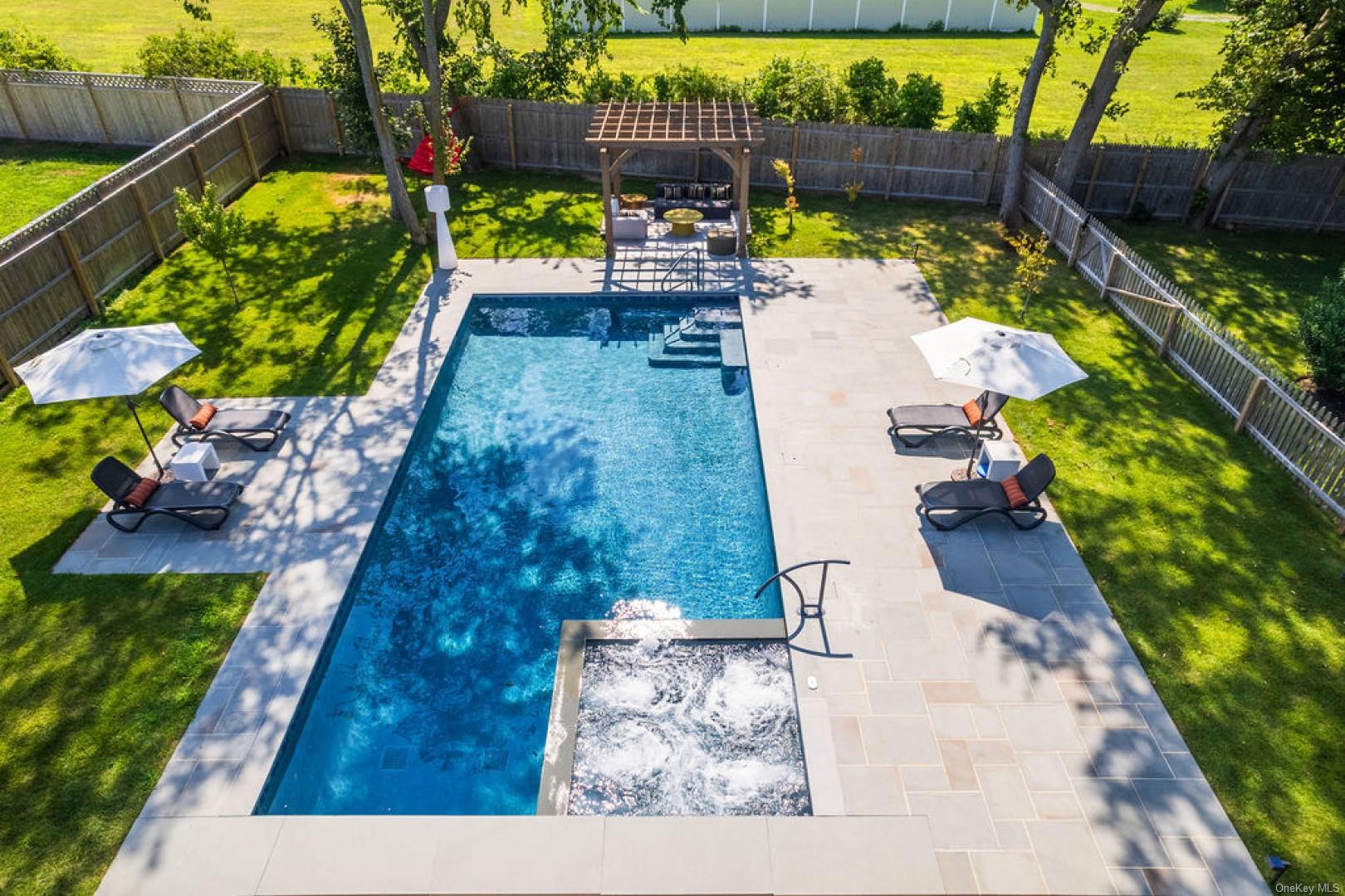 #2 photo, 47100 Route 25, サフォーク郡 Southold , NY 11971