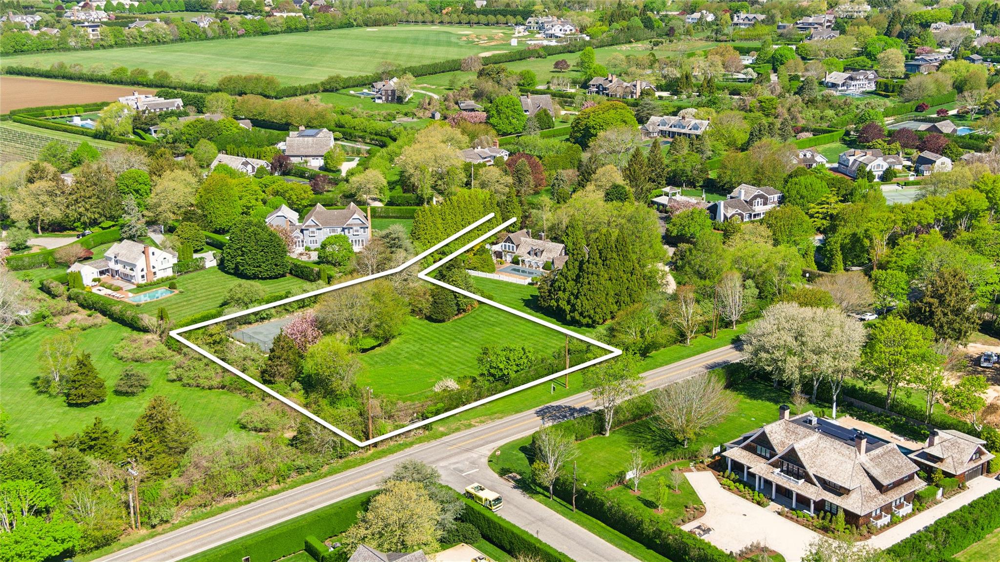 #11 photo, 33 Bridgefield, サフォーク郡 Bridgehampton , NY 