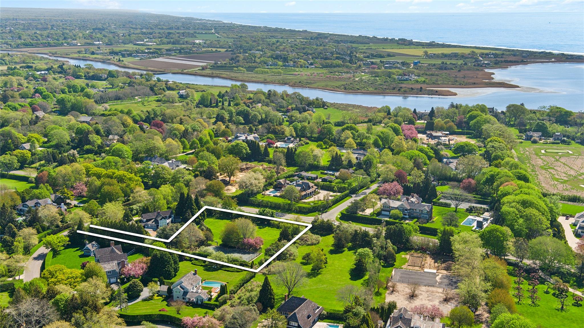 #3 photo, 33 Bridgefield, サフォーク郡 Bridgehampton , NY 