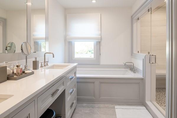 #10 photo, 520 Hampton, サフォーク郡 Southampton , NY 11968