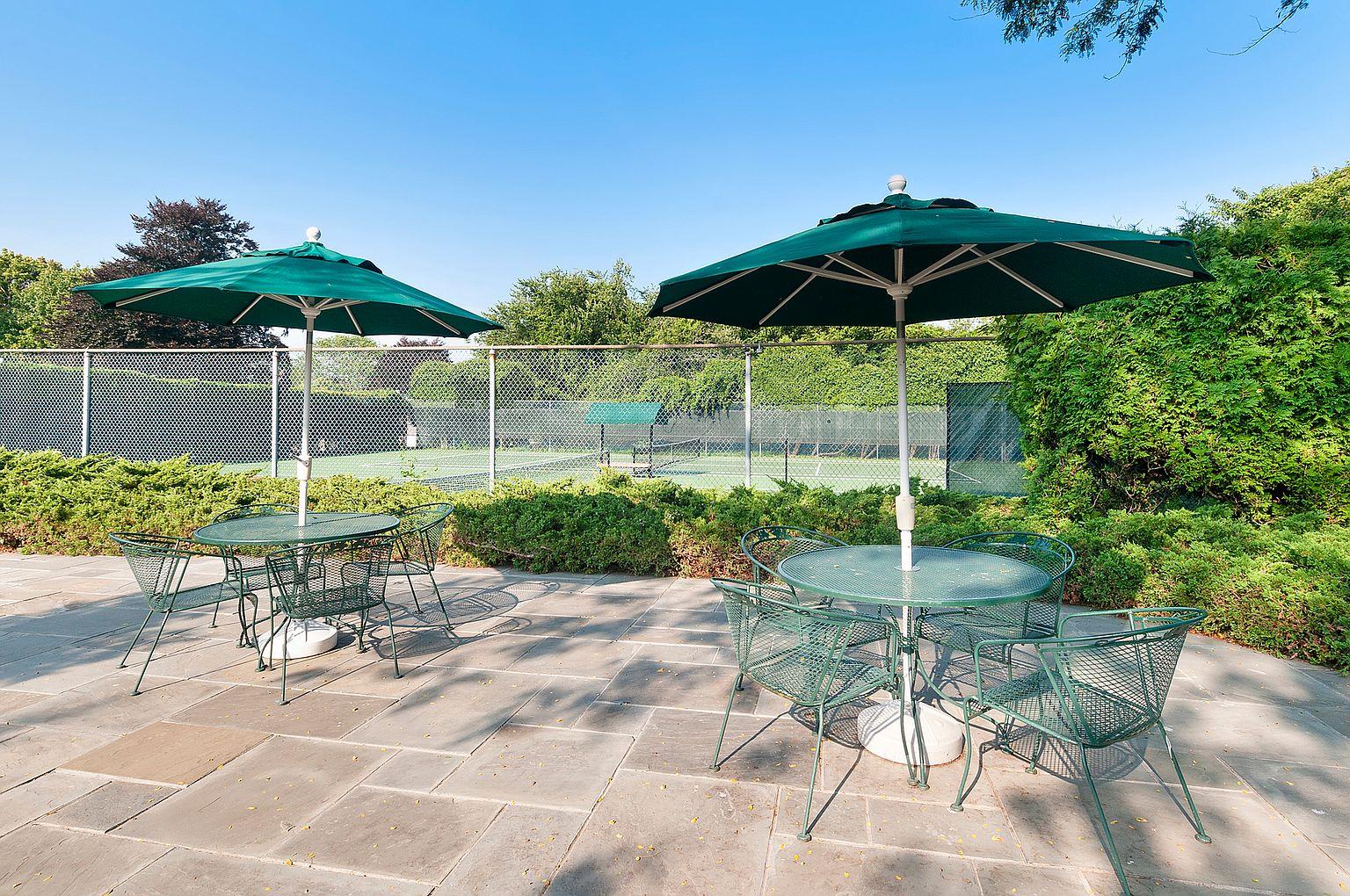 #19 photo, 520 Hampton, サフォーク郡 Southampton , NY 11968