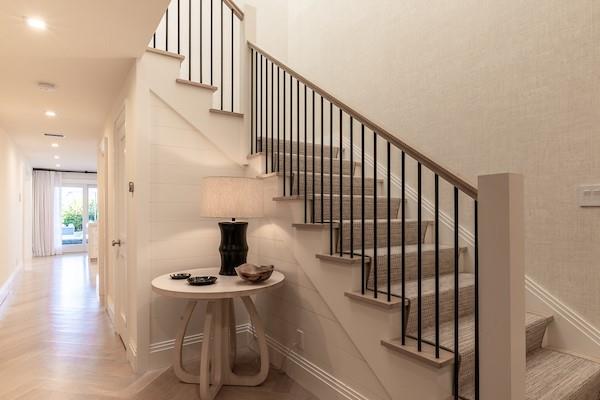 #8 photo, 520 Hampton, サフォーク郡 Southampton , NY 11968