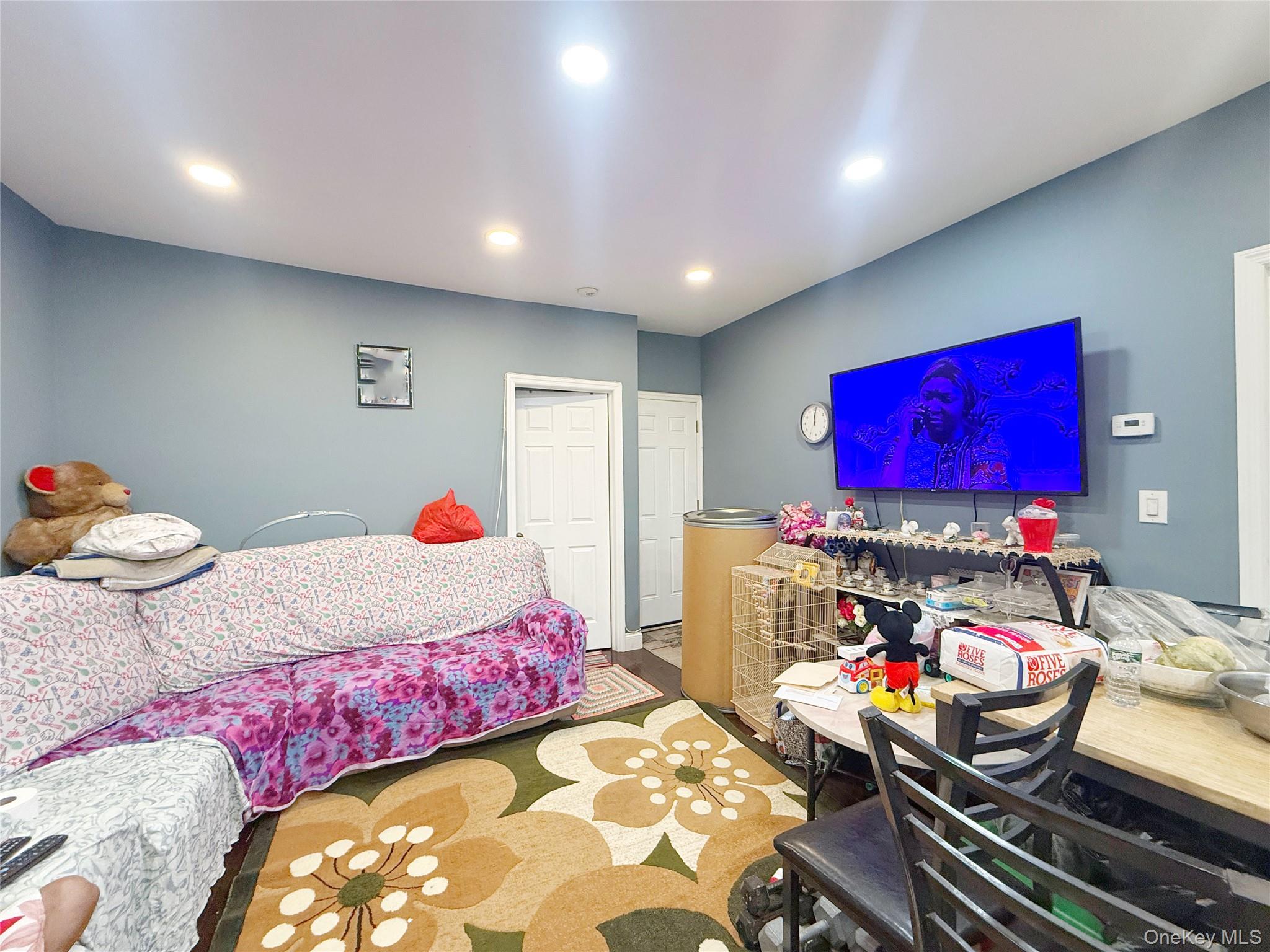 #6 photo, 110-39 156th Street, クイーンズ区 Jamaica , NY 11433