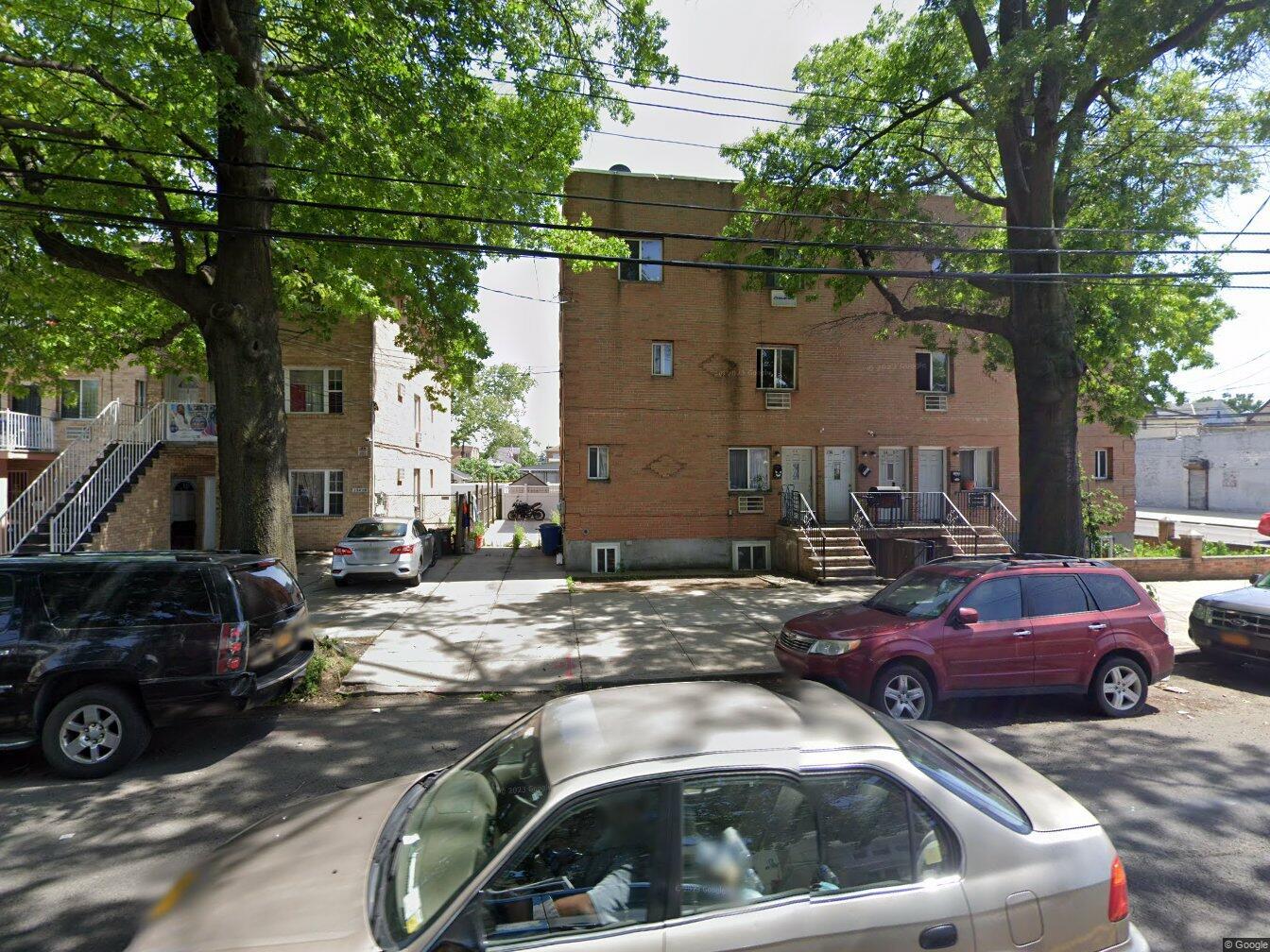 #1 photo, 134-04 101 avenue, 皇后區 Richmond Hill , NY 11418
