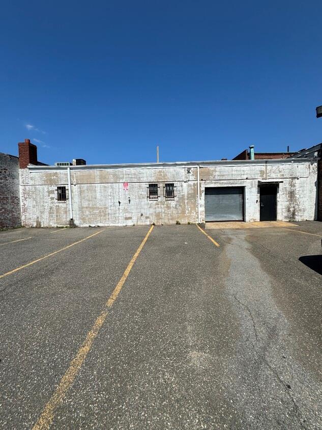 #4 photo, 212 Front St, ナッソー郡 Hempstead , NY 11550