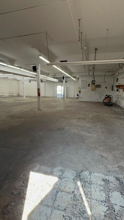 #5 photo, 212 Front St, ナッソー郡 Hempstead , NY 11550