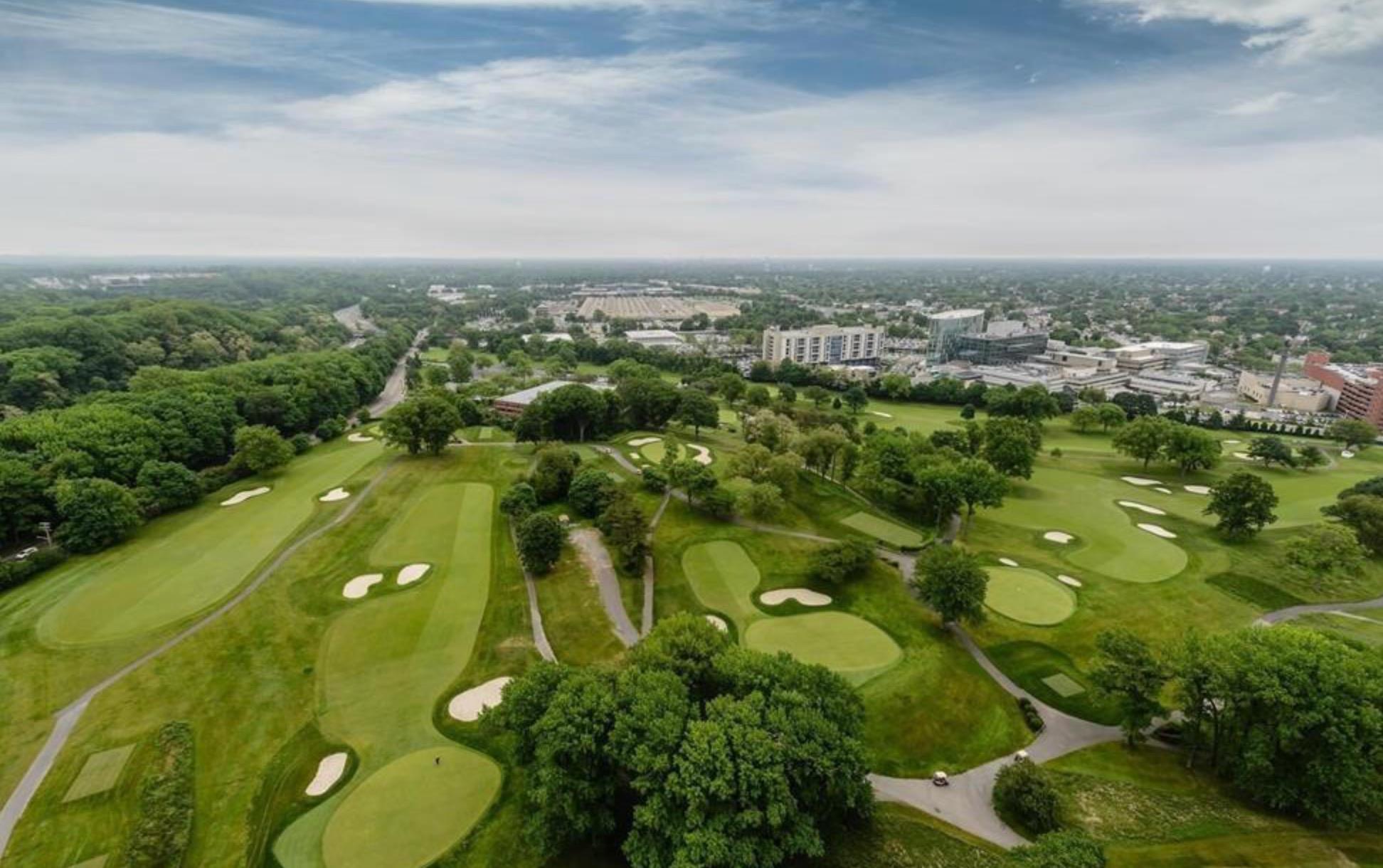 #11 photo, 27010 Grand Central Parkway, Floral Park , NY 11005