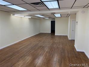 #5 photo, 213 Bedford Avenue, ナッソー郡 Bellmore , NY 11710