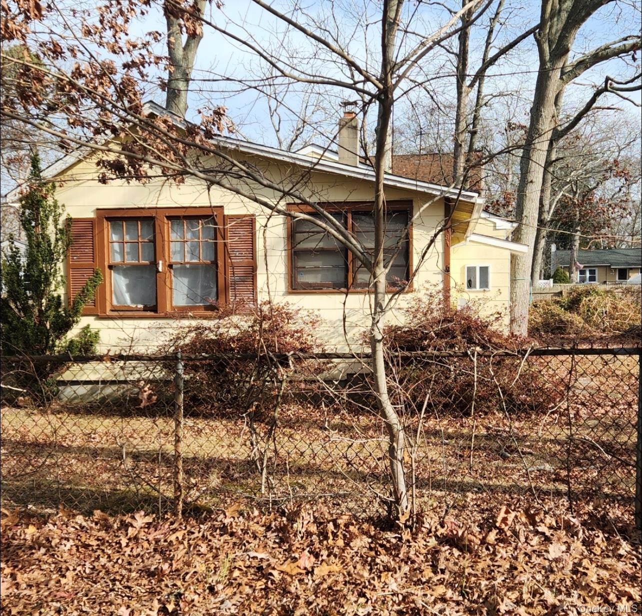 #4 photo, 181 Cypress Drive, サフォーク郡 Mastic Beach , NY 11951