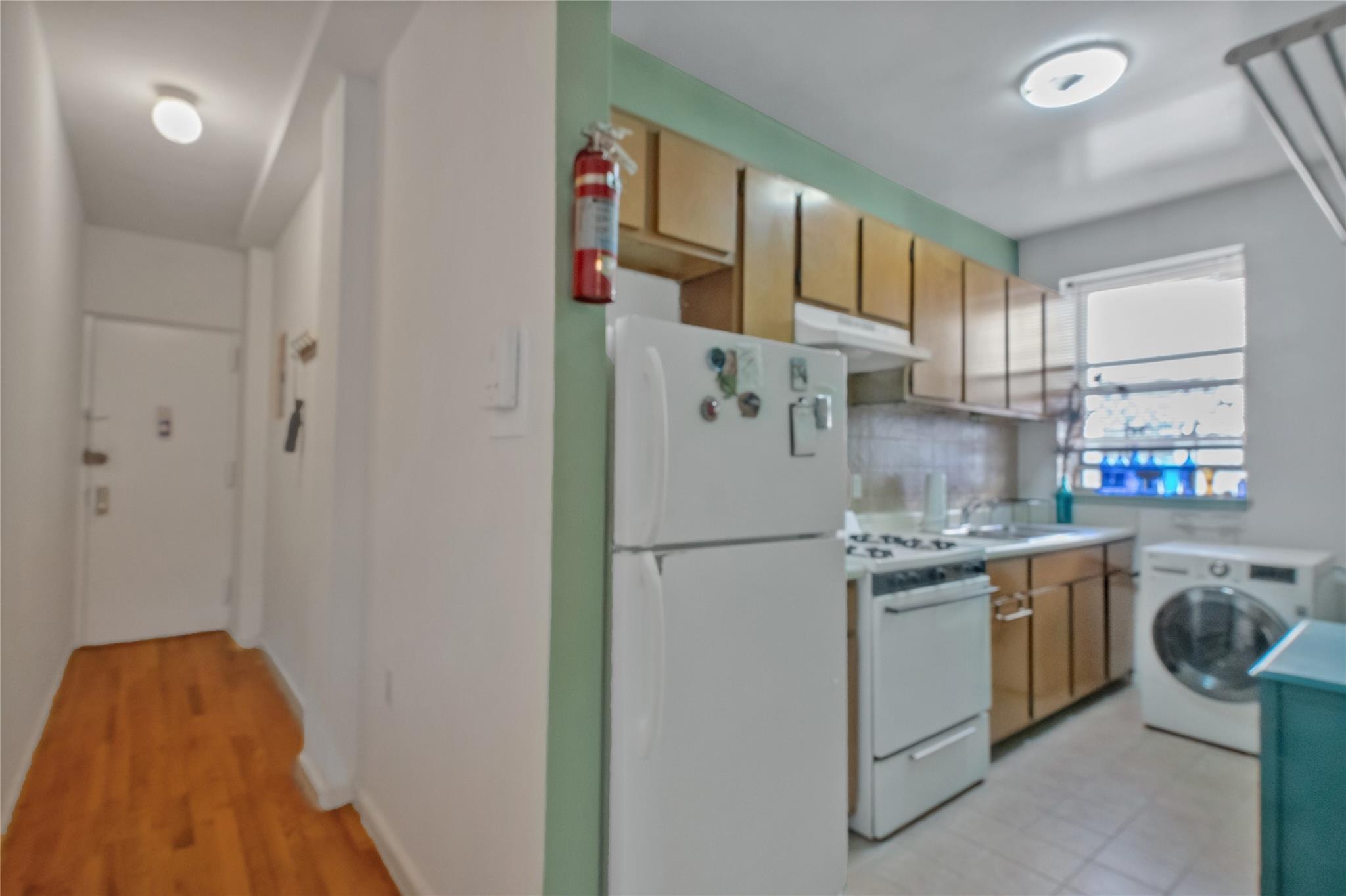 #5 photo, 2400 Davidson Avenue, ブロンクス区 Bronx , NY 10468