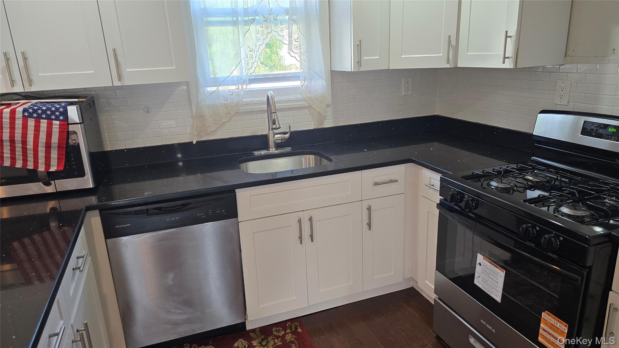 #3 photo, 110-17 Monterey Street, クイーンズ区 Queens Village , NY 11429