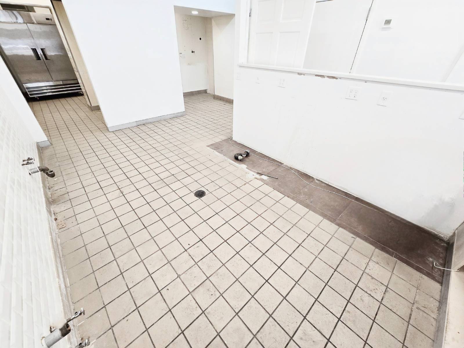 #7 photo, 75-13 Metropolitan Avenue, クイーンズ区 Middle Village , NY 11379