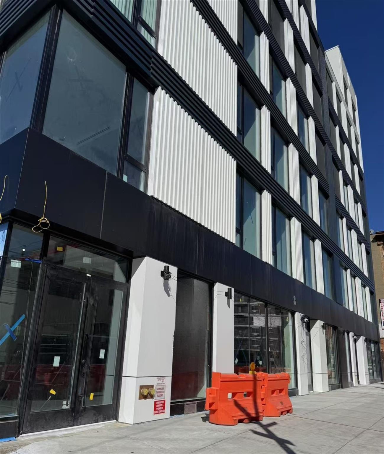 #6 photo, 31-16 21st Street, クイーンズ区 Astoria , NY 11106