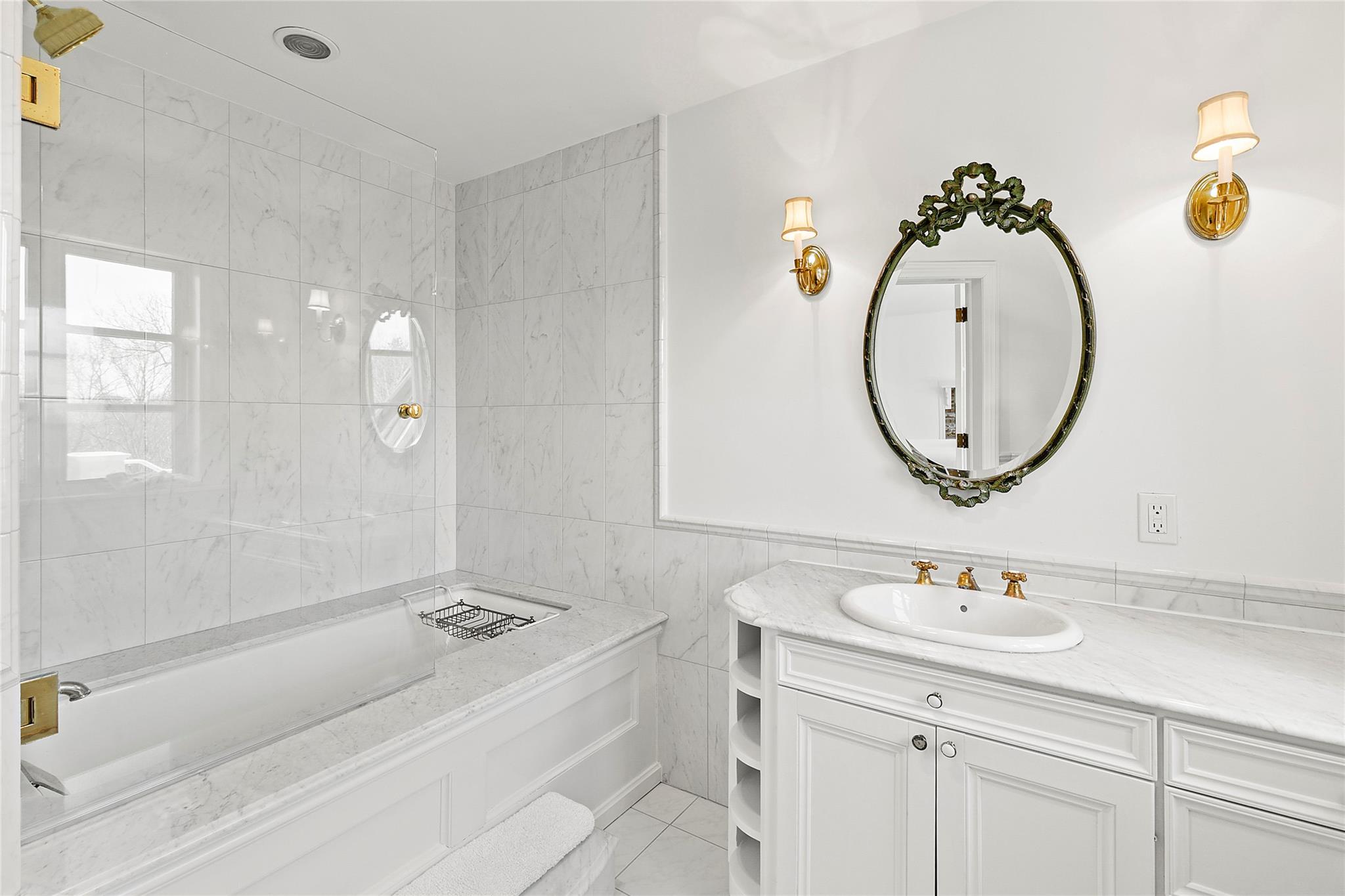 #18 photo, 1903 Deerfield Road, サフォーク郡 Water Mill , NY 11976